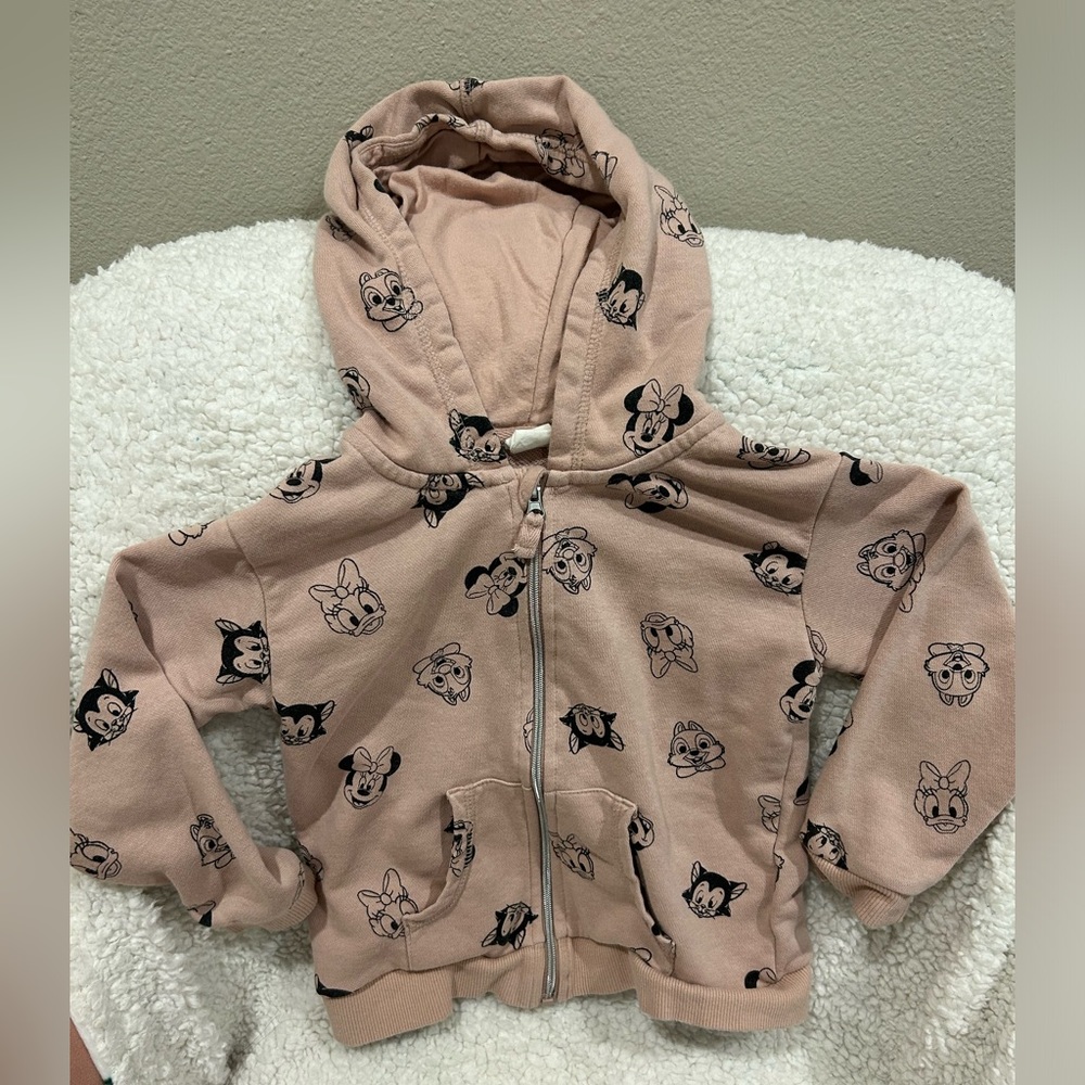 H&M collaboration with Disney jacket size 3-4 years old